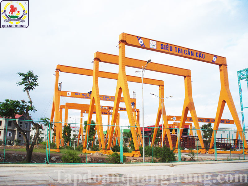 Usage and usage of safety, effective gate crane