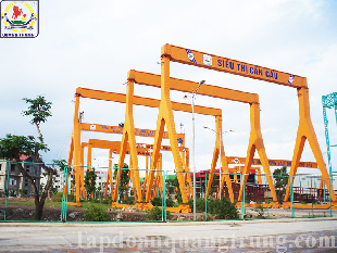 CỔNG TRỤC 700 TẤN